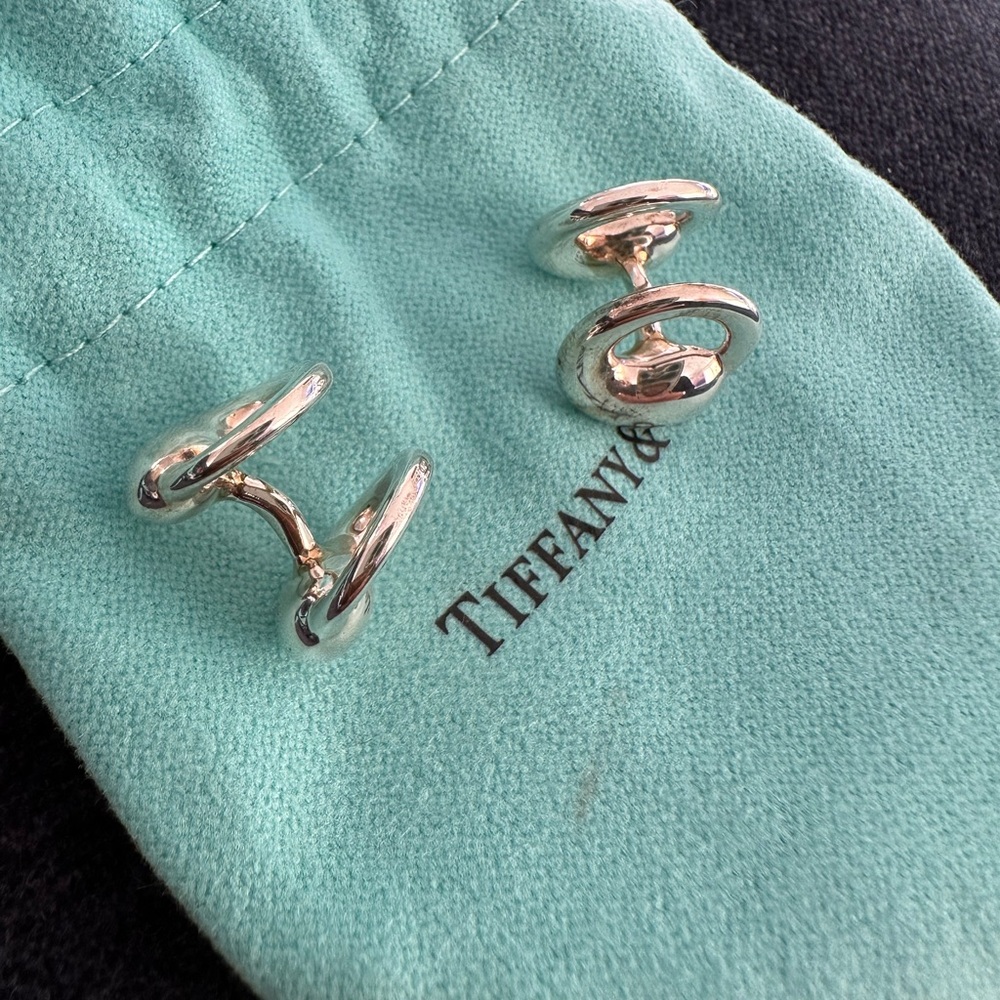 NWT TIFFANY & CO. Silver Eternal Circle Sterling Silver Cuff Links Size: OS